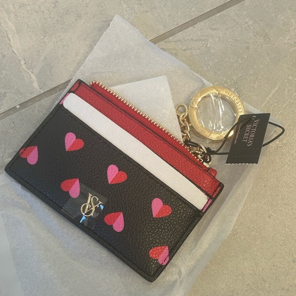 NWT VICTORIA'S SECRET Card Holder Keychain - Picture 1 of 4
